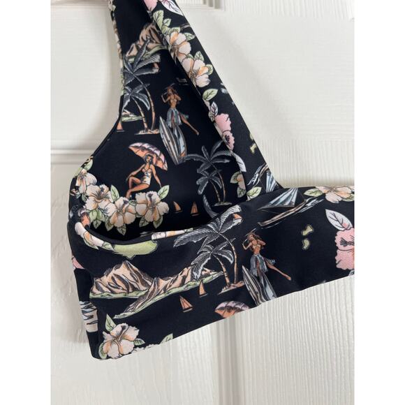 Skatie• ‘Penny’ Bikini Top in KONA Hawaii Print - Picture 8 of 17